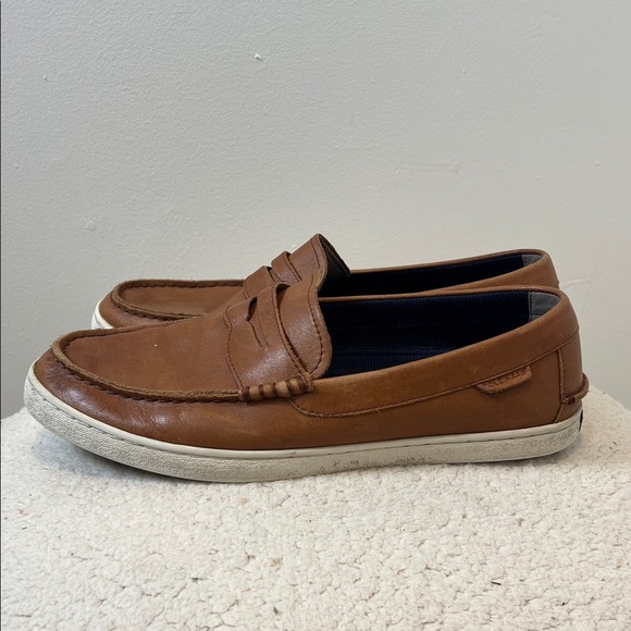Cole Haan Men\'s Brown Leather Penny Loafers with White Sole size 10M. main image 9